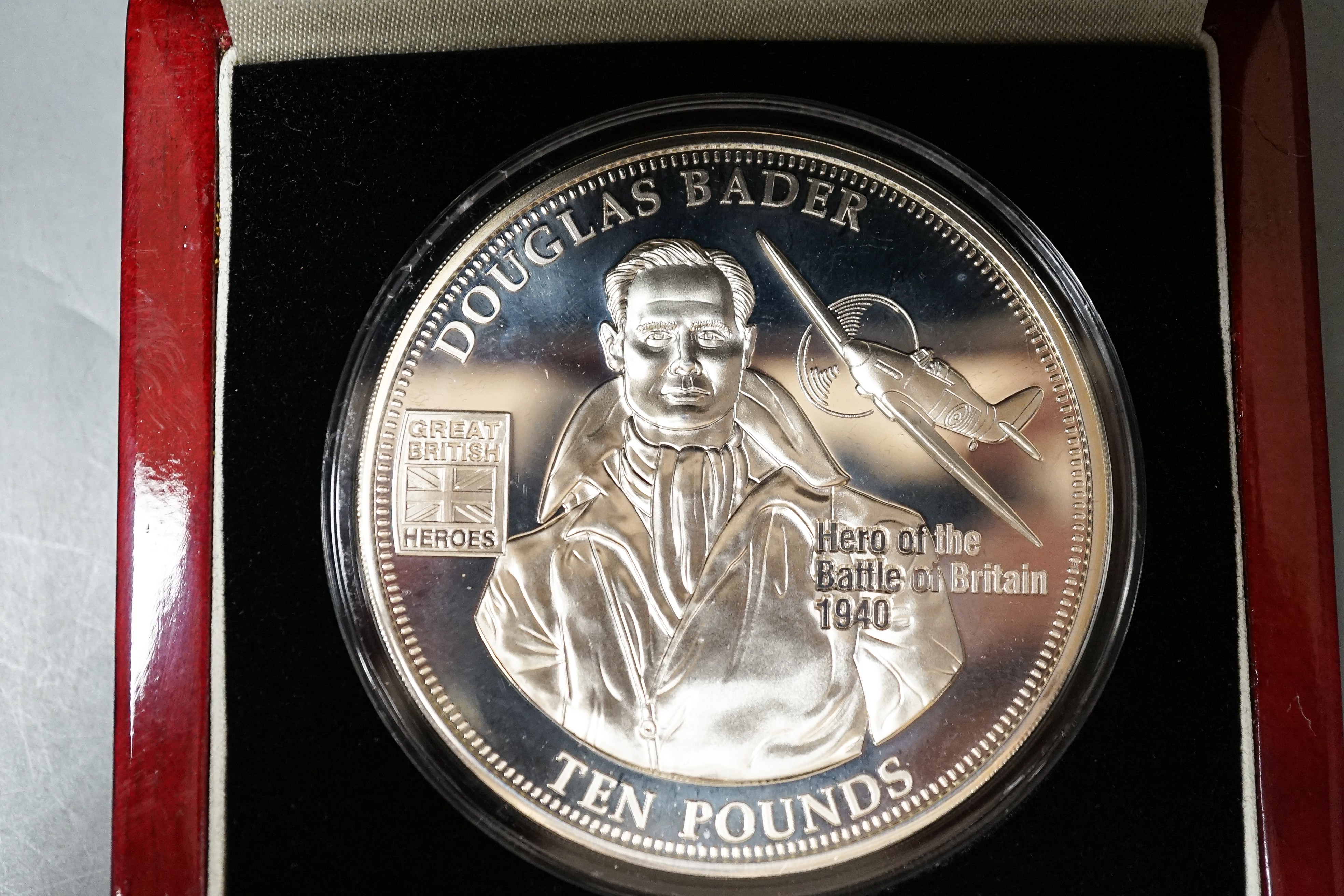 Two London mint Tristan da Cunha £10 proof silver coins, each 5oz, cased with certificates (2)